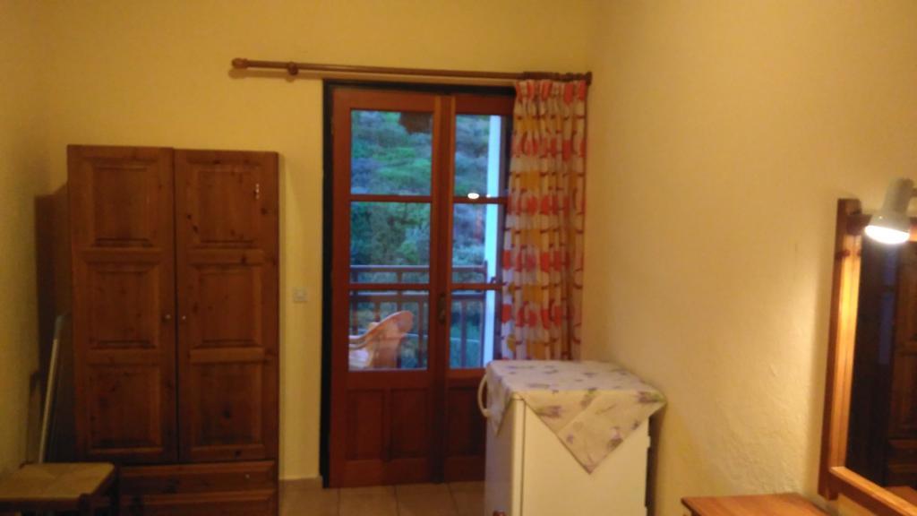 Stergiou Rooms Liri Экстерьер фото